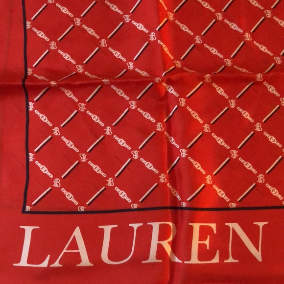 RALPH LAUREN SCARF IN RED. - Picture 10 of 13